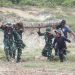 TNI dan Warga Krayan Kompak Perbaiki Jembatan Long Ayeh yang Rusak