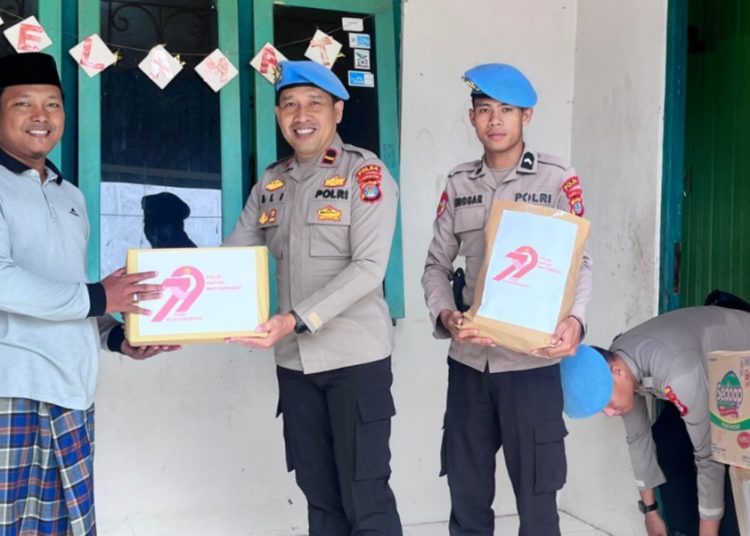Momentum HUT Bhayangkara Ke-79Polda Kaltara Distribusikan Paket Sembako
