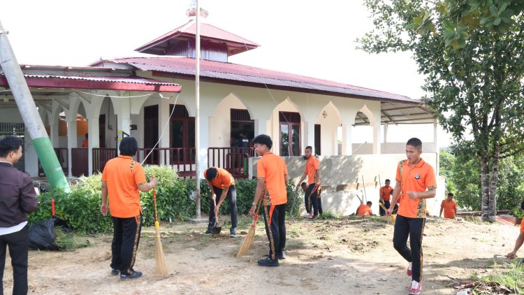 Sambut Hari Bhayangkara ke-79, Polri Tebar Kepedulian Lewat Bakti Religi