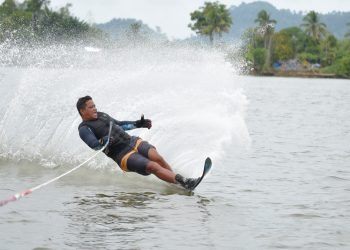 Atlet Ski Air Kaltara Unjuk Gigi di CFD Tanjung Selor, Siap Tanding di Malaysia