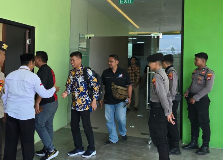 Polresta Bulungan Secara Humanis Amankan Aksi Damai Aliansi Gempar di Kemenag Kaltara