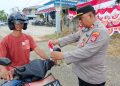 Tumbuhkan Semangat Nasionalisme, Polresta Bulungan Bagikan Bendera Merah Putih Gratis Sambut HUT ke-80 RI