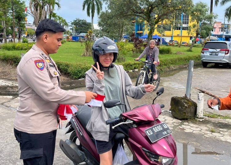 Tebarkan Merah Putih Di Perbatasan, Tumbuh Kembangkan Jiwa Nasionalisme