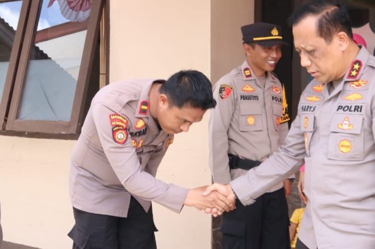 Kapolda Kunjungi Polsek Tanjung Palas, Cek Kesiapan Personel dan Berikan Motivasi