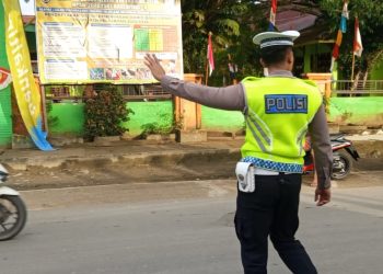 Sat Lantas Polresta Bulungan Gelar Strong Point di Depan Sekolah untuk Cegah Kemacetan