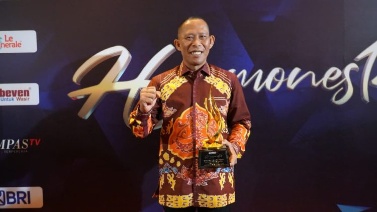 Pemda Bulungan Raih Penghargaan Daerah Peduli Pengembangan UMKM dan Potensi Sumberdaya Lokal Kompas TV
