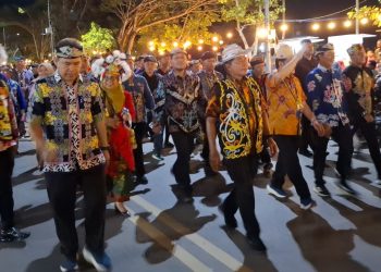 Pawai Budaya HUT ke-13 Kaltara Warnai Pembukaan Benuanta Fest 2K25