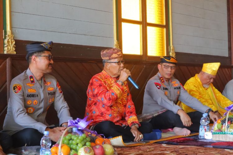 Kapolda Kaltara Jalin Silaturahmi dengan Tokoh Adat