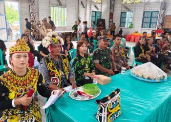 HUT Desa Jelarai Selor Berlangsung Meriah, Bhabinkamtibmas Pastikan Keamanan Tetap Kondusif