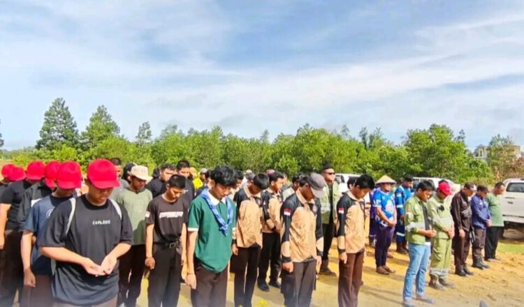Pemkab Tana Tidung Gelar World Cleanup Day 2025, Wujudkan Komitmen Bersih Pantai di Kecamatan Tana Lia