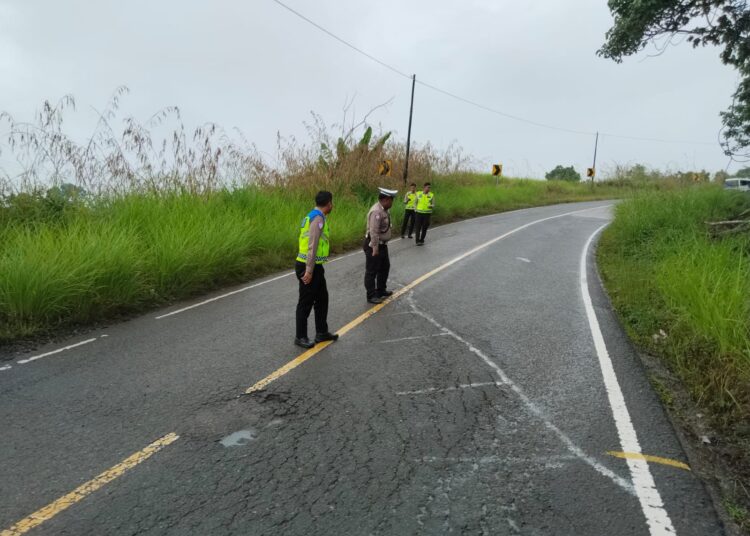 Sat Lantas Polresta Bulungan Survei Jalan Rusak dan Rawan Longsor