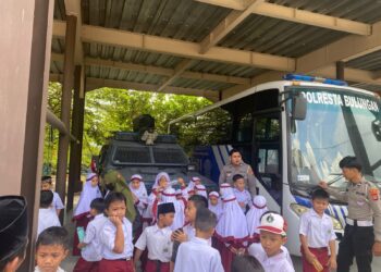 Polisi Sahabat Anak Dapat Kunjungan Siswa SD Al-Mubaraq