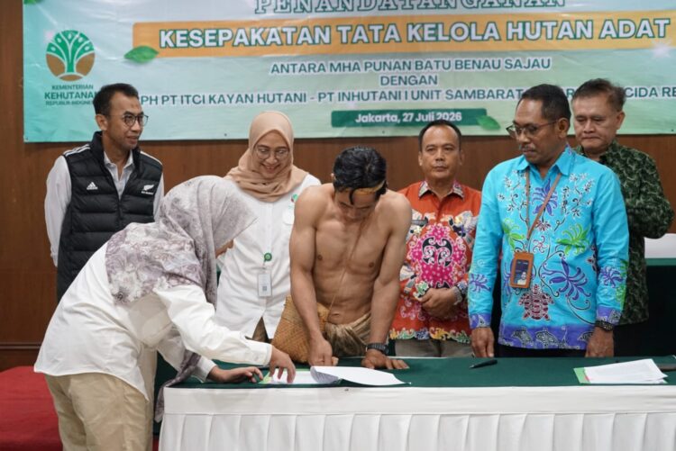 Tiga PBPH Sepakati Tata Kelola Hutan Adat Punan Batu Benau Sajau