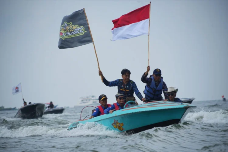Gubernur Zainal Buka Speedboat Race Kodaeral XIII, 39 Peserta Siap Beradu Cepat
