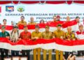 Pemprov Bagikan Bendera Merah Putih, Ajak Masyarakat Semarakkan HUT RI ke-81 