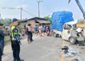 Grand Max Hantam Truk Parkir di Jalan Poros Malinau, Satu Penumpang Meninggal
