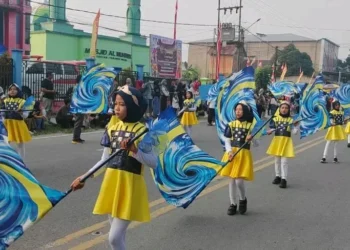 Bupati Syarwani Apresiasi Karnaval Kreasi Daerah, Jadi Ajang Lestarikan Budaya